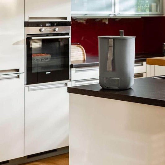 Plastia Bokashi Composter + 1kg Live Bokashi Bran