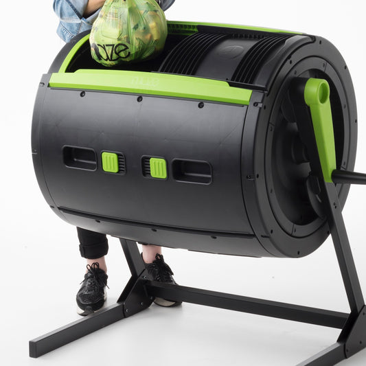 Dealing with Flies in a Compost Tumbler