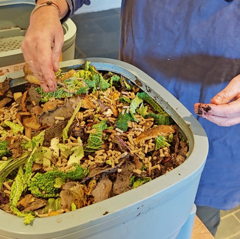 Boost Your Wormery with Worm Treat and Lime Mix – The Perfect Pair for Healthy Worms