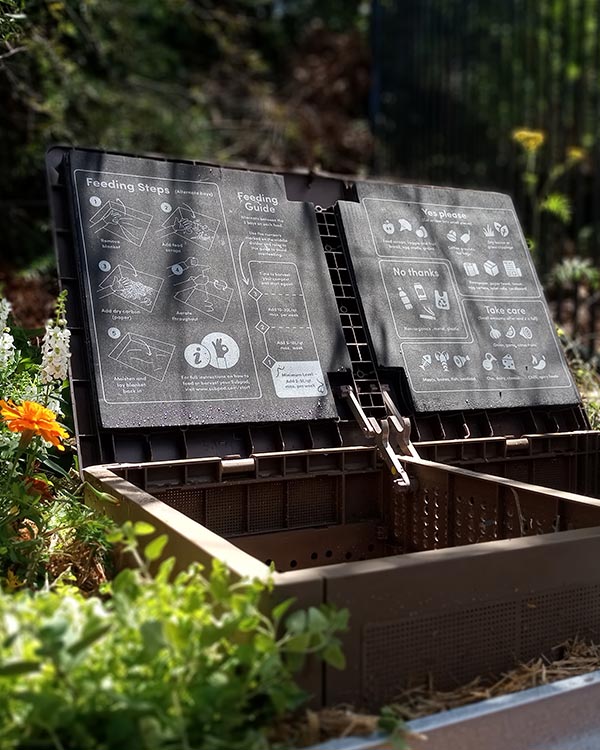 Why is there a divider in the Subpod?