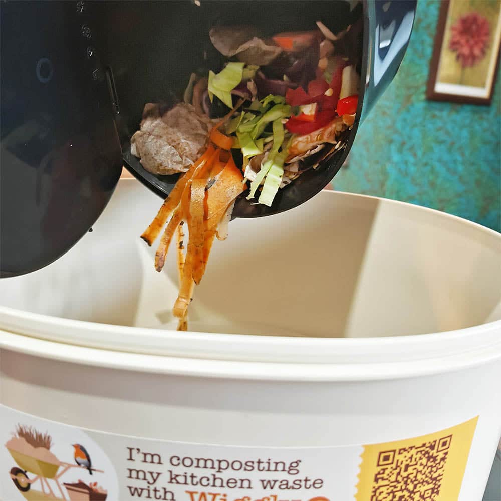 Wiggly Bokashi Organko Essential Compost Kitchen Waste Bucket - Cream