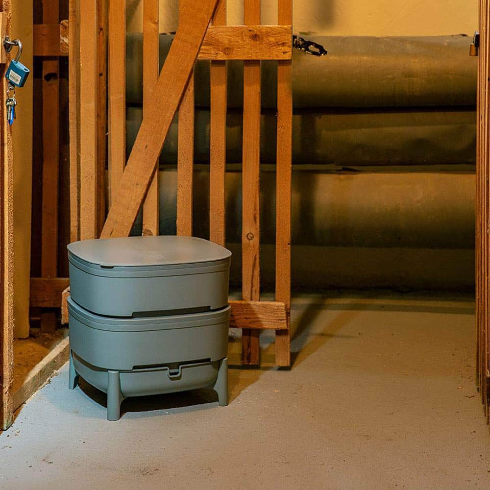 Compact Plastia Worm Farm from Wiggly Wigglers - Grey (Value Pack with 500g Worms)