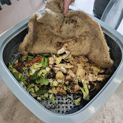 Compact Plastia Worm Farm from Wiggly Wigglers - Grey (Value Pack with 500g Worms)