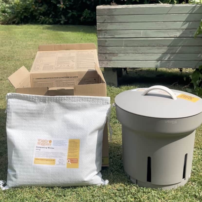 In-Ground Worm Farm Complete Kit – Turn Kitchen Waste into Living Soil (Raised Beds & Gardens)