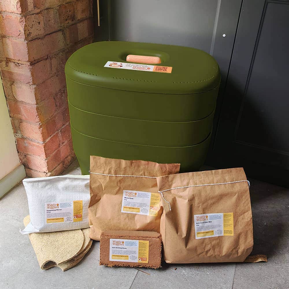 Wiggly Urbalive Worm Composter Wormery - Complete Kit OLIVE *NEW* / Start Now (Includes 500g Composting Worms)