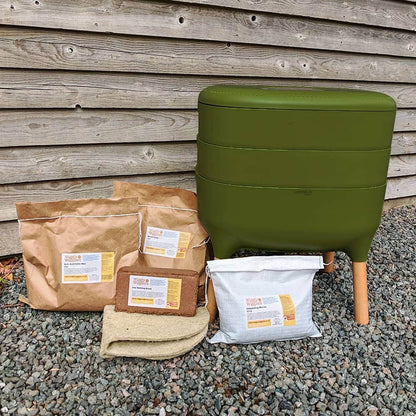 Wiggly Urbalive Worm Composter Wormery – OLIVE - Complete Kit + 2 extra Moisture Mats & Rock Dust FREE