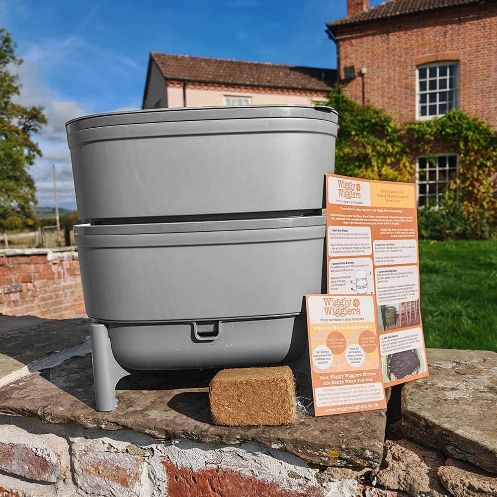 Compact Worm Farm from Wiggly Wigglers - Starter Kit