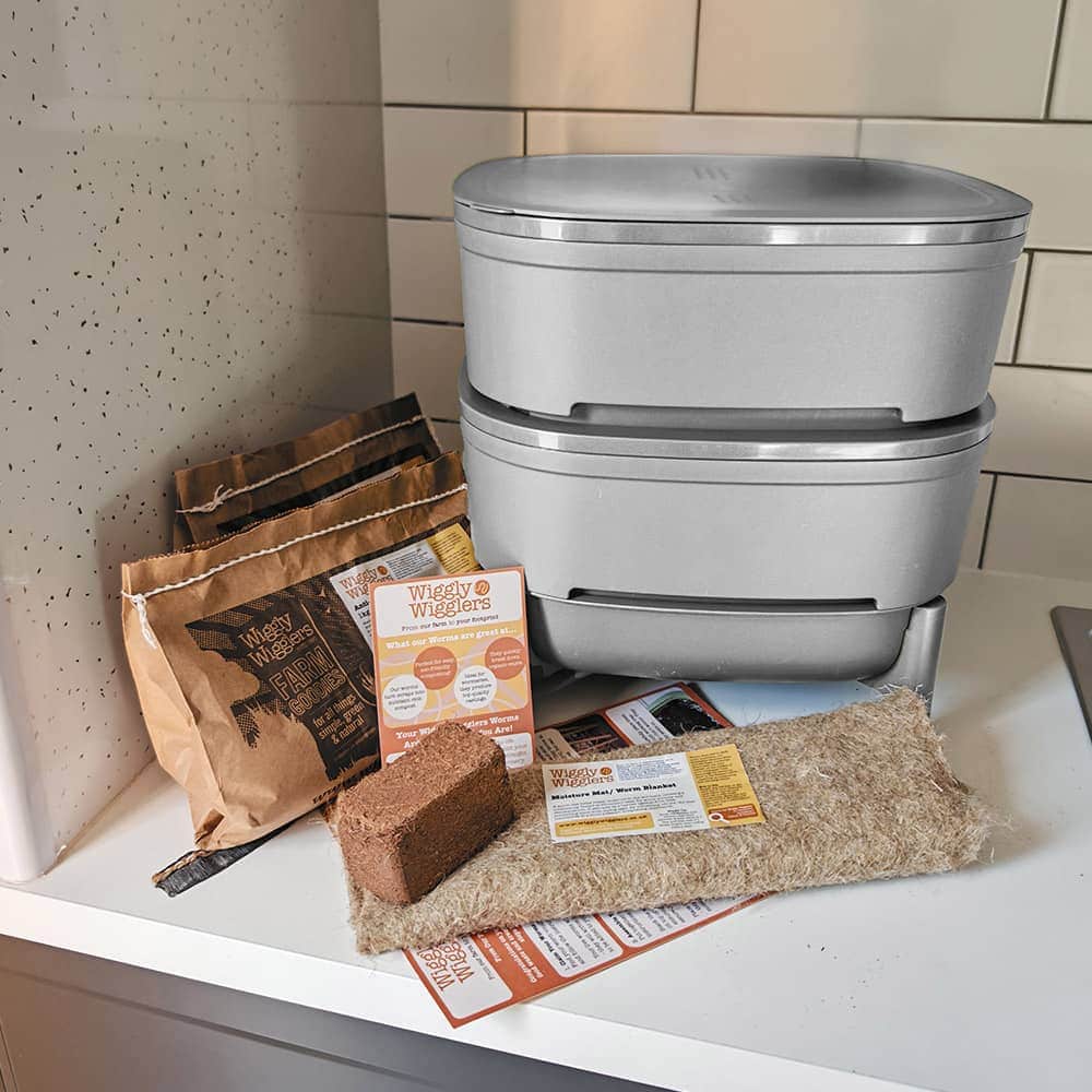 Compact Worm Farm from Wiggly Wigglers - Complete Kit