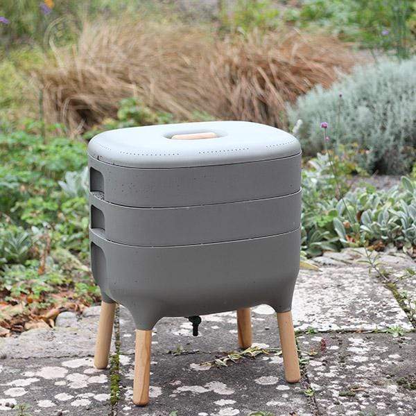 Composting LBF Urbalive Worm Composter Wormery From Wiggly Wigglers - 20 Litre Stone | Unit + Starter Pack
